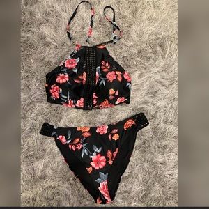 Floral Swimwear 2pcs- Halter bikini sz-1X